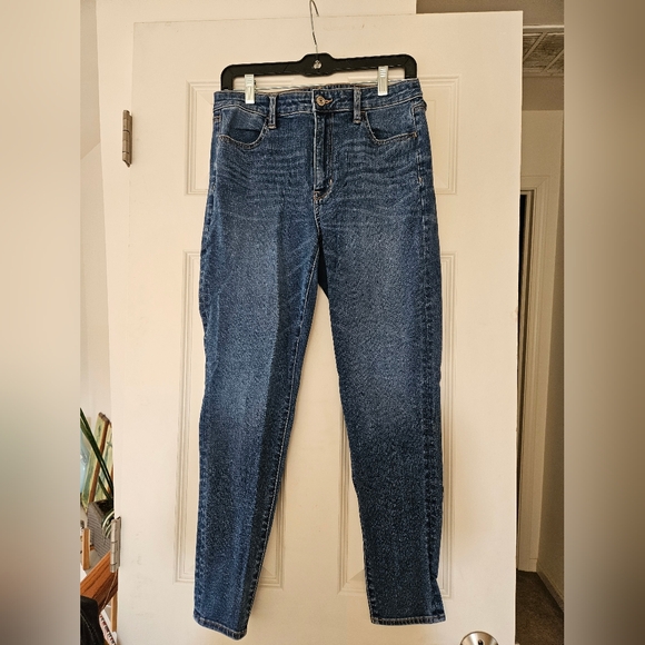 American Eagle Jeans - Picture 1 of 3